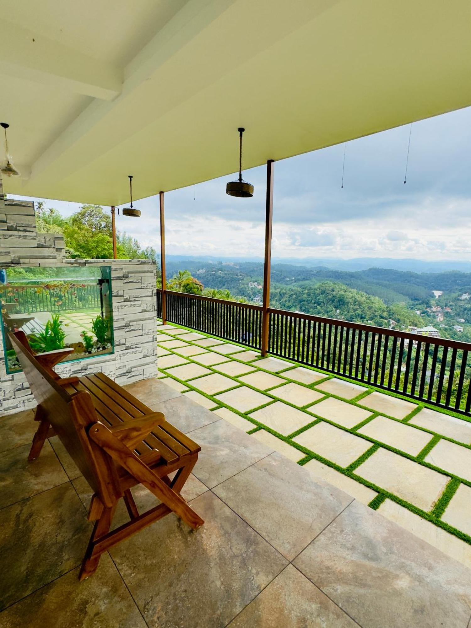 Hotel Misty Wonders Munnar Esterno foto